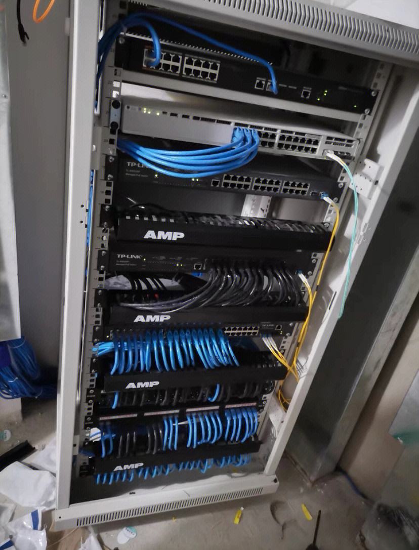 弱電工程綜合網絡布線專業(yè)團隊 為全市提供高效上門網絡工程服務
